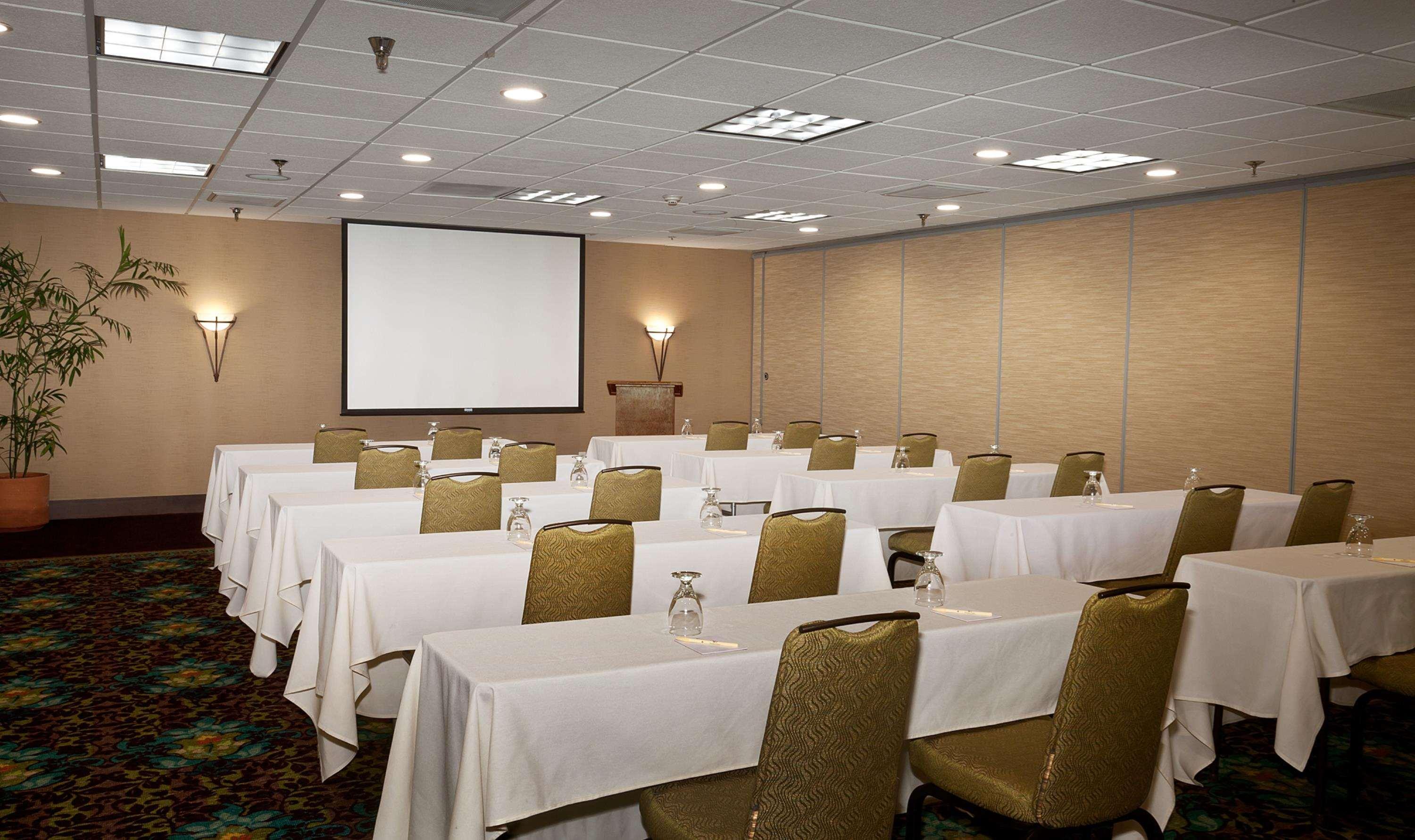 Doubletree By Hilton Santa Fe Hotel Bisnis foto