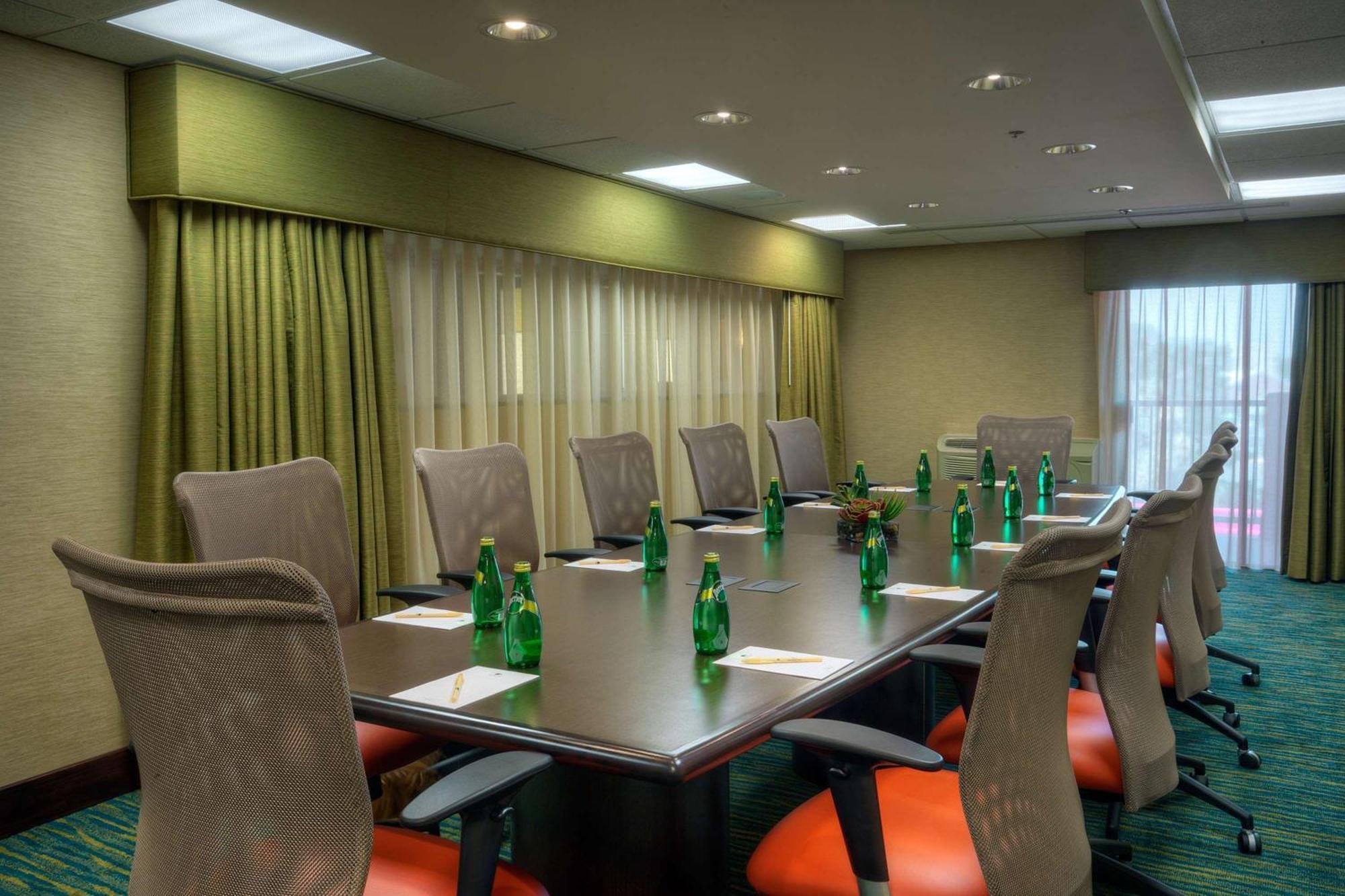 Doubletree By Hilton Santa Fe Hotel Bagian luar foto