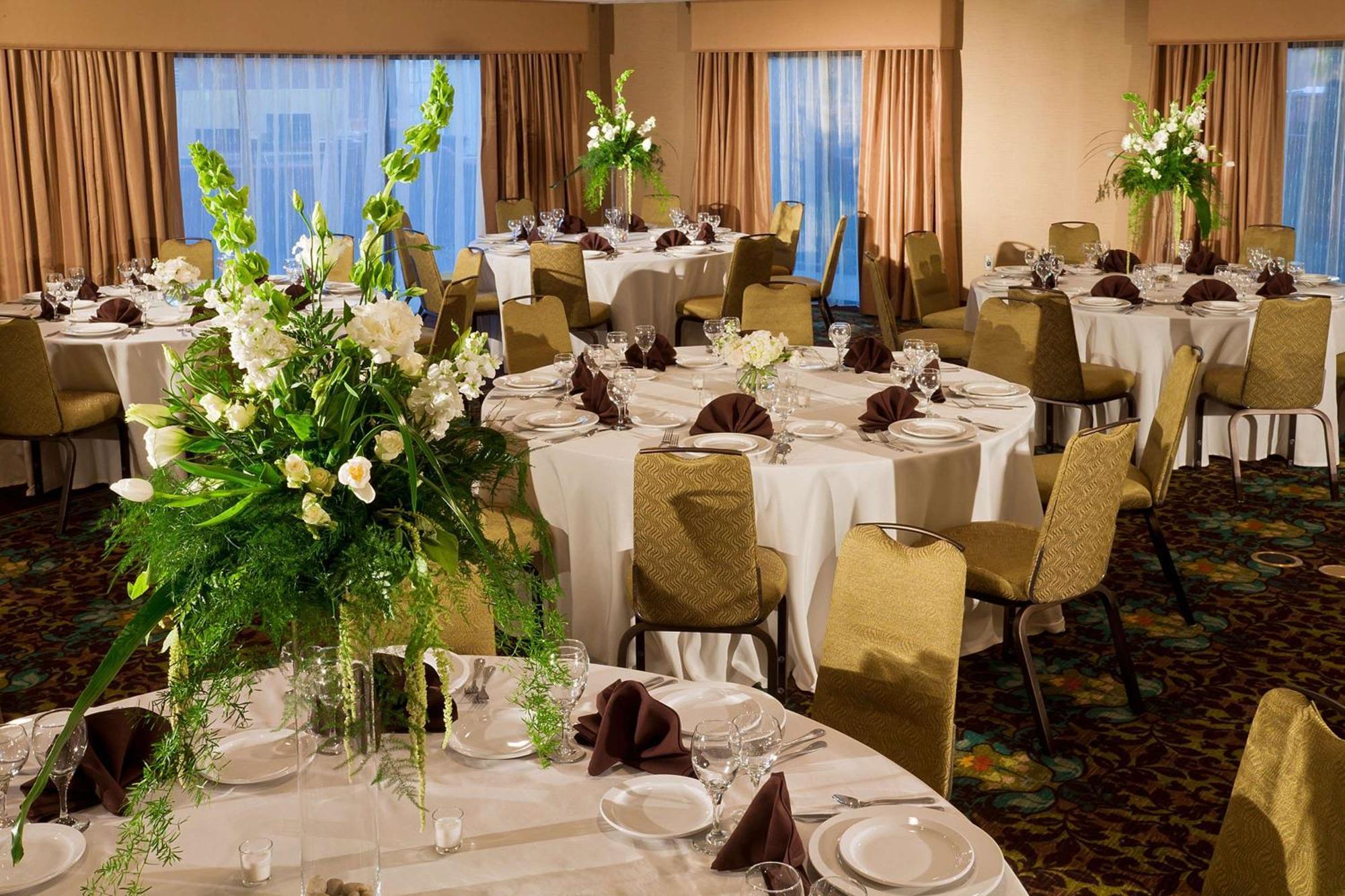 Doubletree By Hilton Santa Fe Hotel Bagian luar foto