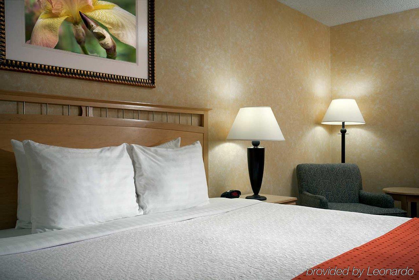 Doubletree By Hilton Santa Fe Hotel Ruang foto